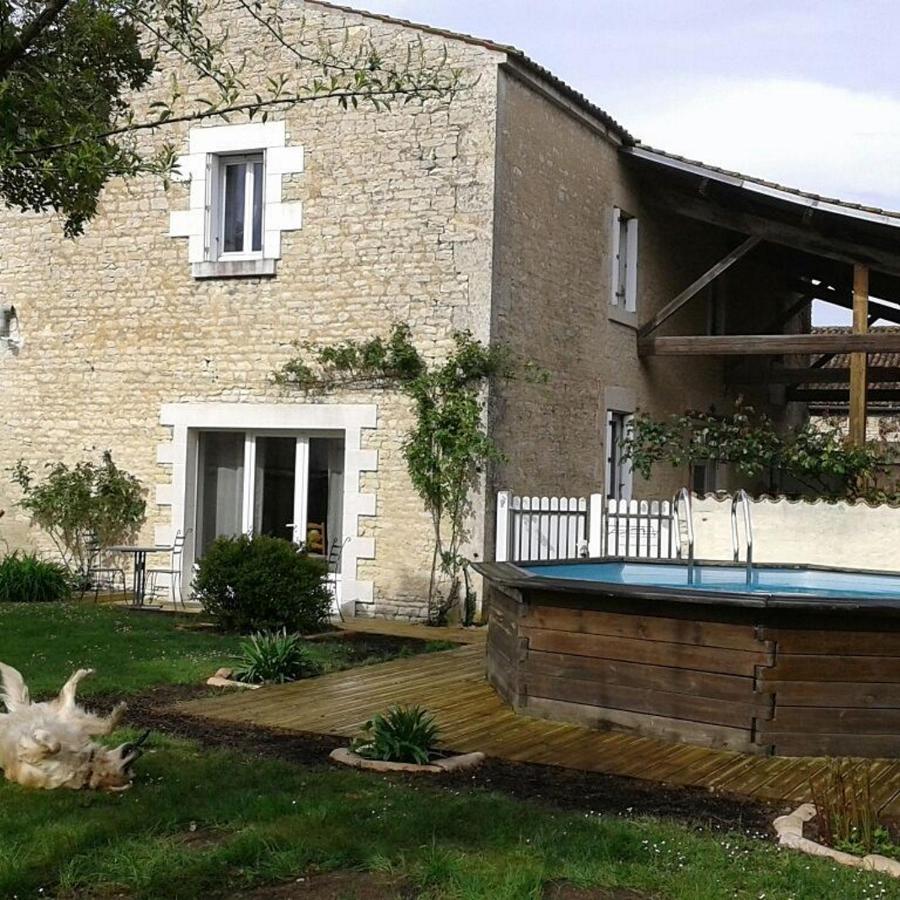 Le Logis De La Venise Verte Saint-Hilaire-la-Palud Luaran gambar