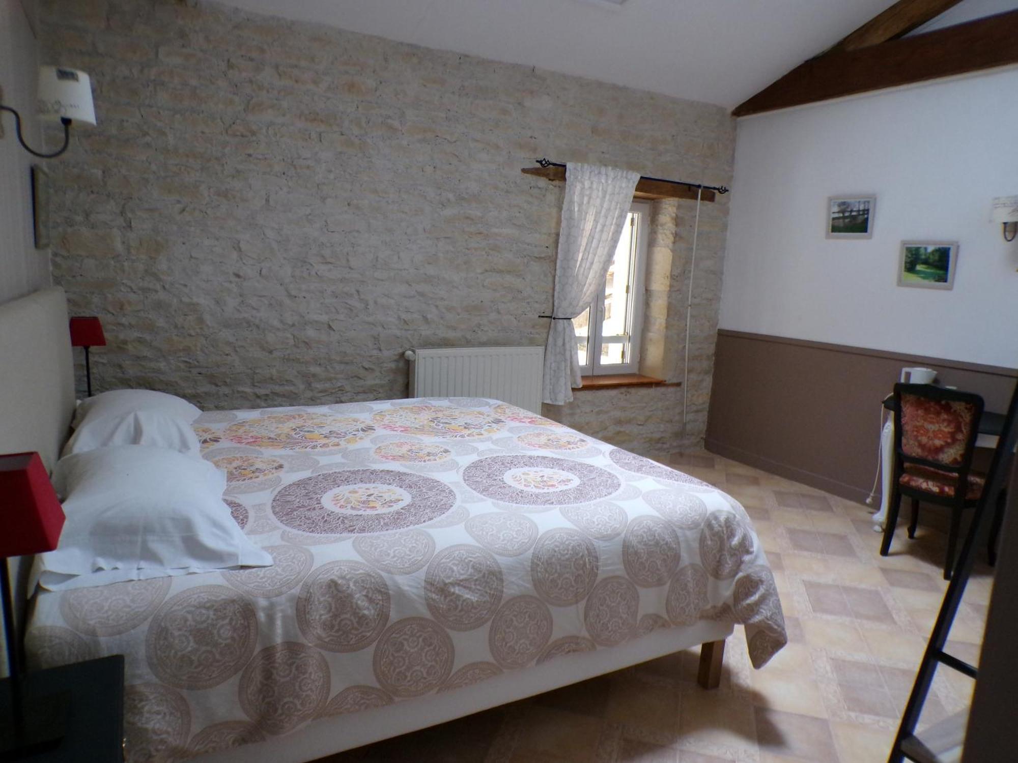 Le Logis De La Venise Verte Saint-Hilaire-la-Palud Luaran gambar